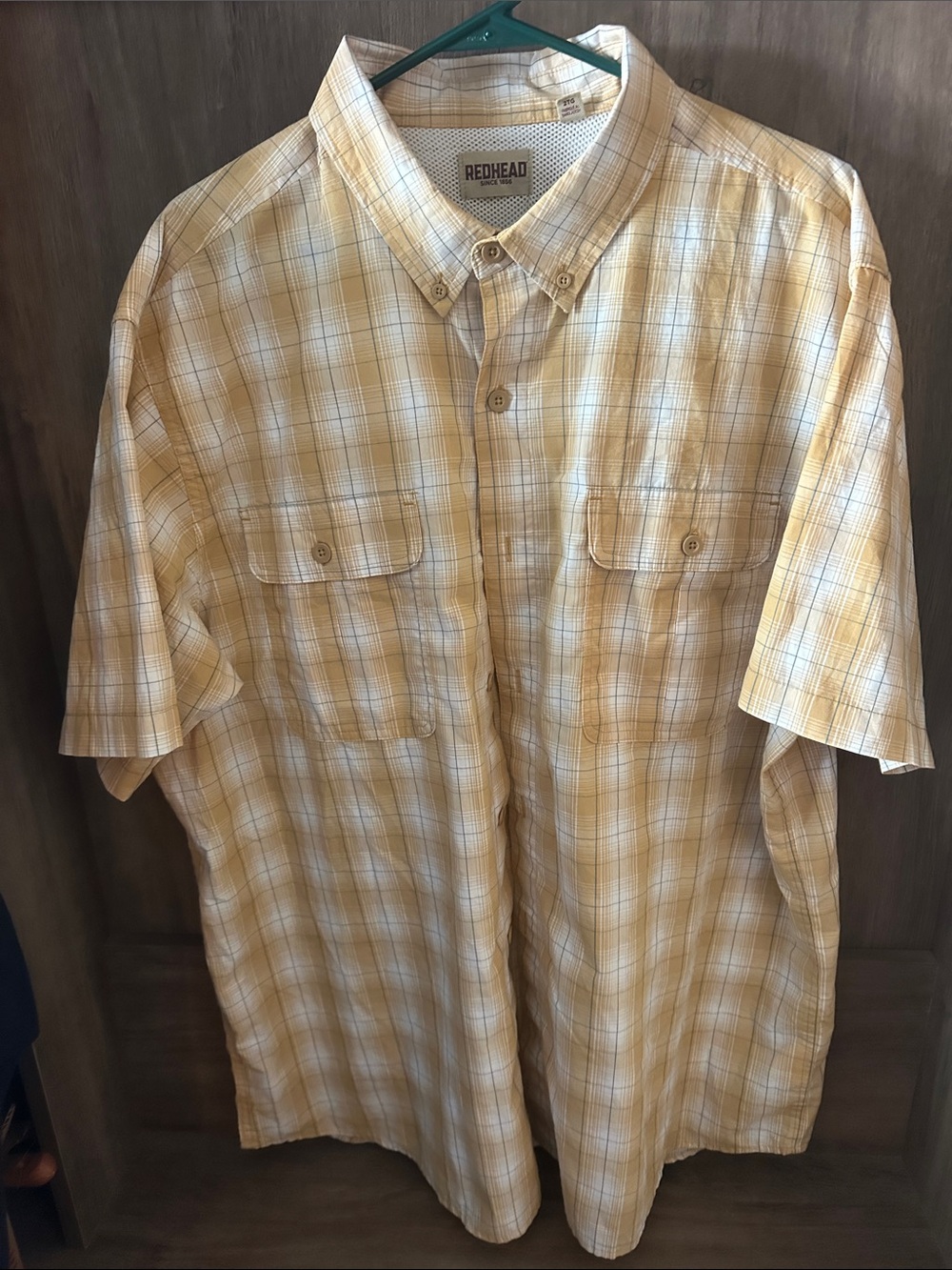 RedHead Men's Short-Sleeve Plaid Button-Down Shirt in Yellow and White